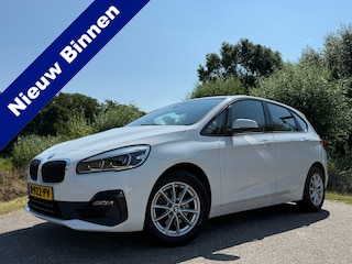 BMW 2-serie Tourer 218i Executive Edition Automaat | Apple CarPlay & Android Auto | Head-Up | Navi | Clima | LED | Cruise |