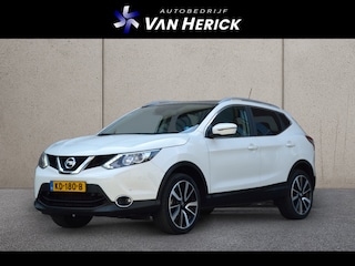 Nissan Qashqai 1.2 N-Connecta | Panoramadak | Trekhaak | Navigatie