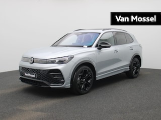 Volkswagen Tiguan 1.5 eHybrid R-Line Edition 204 PK| Trekhaak | Panoramadak | Lederen Stoelen Met Geheugen | Stoelventilatie | 360 Camera | Navigatie Groot | Harman Kardon Audio | Stoelverwarming Voor & Achter | Black Style | Head-Updisplay