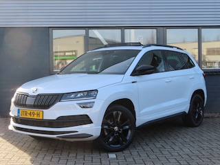 Skoda Karoq 1.5 TSI ACT Sportline Business DSG | pano dak | elektrische achterklep | virtual cockpit