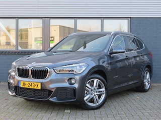 BMW X1 xDrive25i Centennial High Executive | navi prof | lederen bekleding | elektrisch verstelbare voorstoelen | trekhaak | head up display