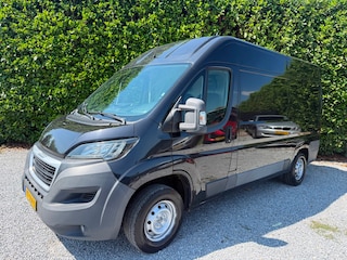 Peugeot Boxer 330 2.2 HDI L2H2 Première | LEES BESCHRIJVING