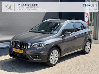 Suzuki S-Cross 1.0 Boosterjet Exclusive | Automaat | Trekhaak 1200 KG | Navigatie | Stoelverwarming | Climate Control | Cruise control | Lichtmetaal | Hoge zitpositie | Parkeercamera |