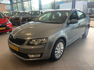 Skoda Octavia 1.2 TSI Grt Ambition Eerste Eig 106 DKM BJ 2013 !!!