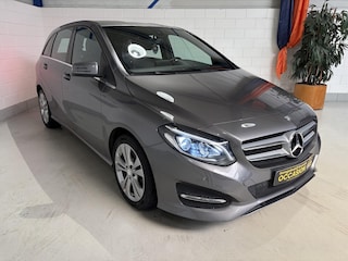 Mercedes-Benz B 180 122PK Ambition. Cruise, Led, Sfeer, Trekhaak