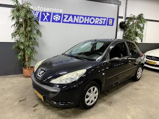 Peugeot 206 1.1 XR // APK tot 06-05-2027!!!