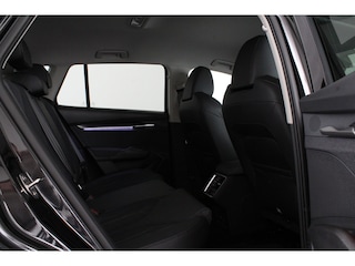 Skoda Elroq 60 Business Edition Loft > Direct leverbaar/Warmtepomp/Winterpakket/Black Magic...