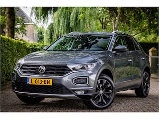 Volkswagen T-Roc 1.5 TSI Style Camera LED Carplay Stoelverwarming