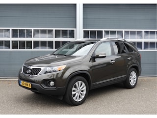 Kia Sorento 2.4 AUT | LEDER | CRUISE | NAVI | AIRCO | STOELVERWARMING | PARKEERSENSOREN