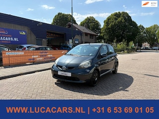 Toyota Aygo 1.0-12V + Airco NIEUWE APK!