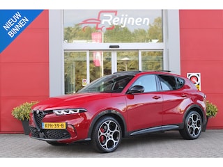Alfa Romeo Tonale 1.5T 160PK Hybrid Veloce TECHNOLOGY PACK: PARKEERWAARSCHUWING VOOR EN ACHTER/360° CAMERA / AUTONOMOUS DRIVING LEVEL 2: ADAPTIVE CRUISE CONTROL/LANE CENTERING ASSIST/TRAFFIC JAM ASSIST DODEHOEK DETECTIE AUTOMATISCH DIMMENDE BUITENSPIEGELS ELEKTRISCH BEDIENBARE ACHTERKLEP | 19" LICHTMETALEN VELGEN | DRAADLOZE TELEFOONLADER | NAVIGATIE | DRAADLOZE APPLE CARPLAY/ANDROID AUTO | FULL LED MATRIX KOPLAMPEN |