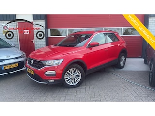 Volkswagen T-Roc 1.0 TSI Style TREKHAAK / CARPLAY / AIRCO / PDC / BLUETOOTH / ACC / ELEK RAMEN / NL-AUTO