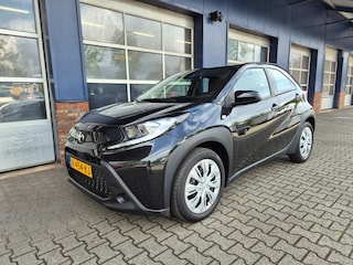 Toyota Aygo 1.0 VVT-I MT PLAY  CAMERA.
