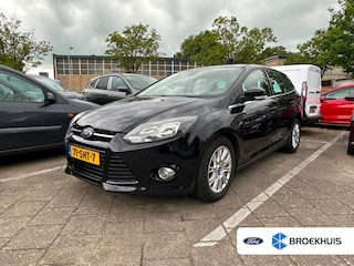 Ford Focus Wagon 1.6 TI-VCT Titanium Automaat | Dealer Onderhouden | Trekhaak | Clima | Cruise | Navi | PDC |