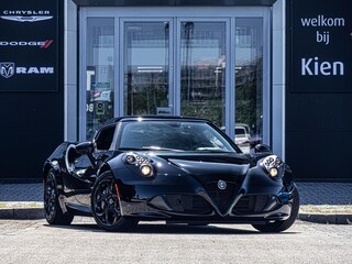 Alfa Romeo 4C 1750TBI TCT | Volledige onderhoud historie | 240 PK | Xpel Lakbescherming | Target Blu Eye |
