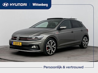 Volkswagen Polo 2.0 TSI GTI | AUTOMAAT! | SCHUIF KANTELDAK | CLIMA | CRUISE ADAPT. | CAMERA | NAVI | RODE REMKLAUWEN | 18'' LM VELGEN | GTI GERUITE INTERIEUR | DUBBELE SPORTIEVE CHIQUE UITLAAT | PDC | ACHTERSPOILER | ZIJSKIRTS |