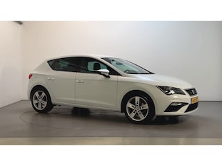 Seat Leon 1.0 TSI 116pk FR Ultimate Edition LED Stoelverwarming Camera Trekhaak Leder-Stof