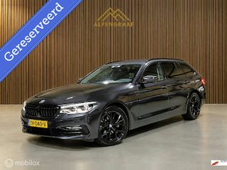 BMW 5-serie Touring 520i High Executive |Leder|Camera|Trekhaak|