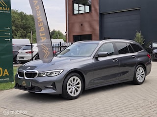 BMW 3-serie Touring 318i Corporate Executive
