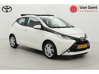 Toyota Aygo 1.0 VVT-i x-wave | Elektrisch vouwdak | Navigatie | Keyless | Clima | Camera | 15 inch | DAB | Bluetooth