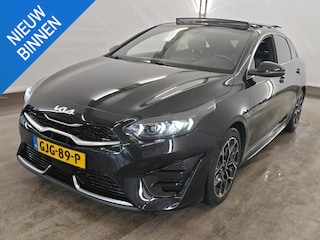 Kia ProCeed 1.5 T-GDI GT-PLUSLINE I SCHUIF/KANTELDAK I P-CAMERA I STOELVERWARMING I ADAPTIVE CRUISE CONTROL