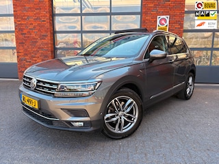 Volkswagen Tiguan 1.4 TSI 150PK DSG Highline | Schuifdak | LED | Trekhaak