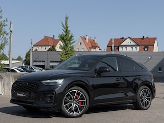 Audi Q5 50TFSI E S-Line 300pk Competition Lucht Pano 20-Inch Black optic Tr-Haak M-Led 360Cam ACC Lane/Side Assist