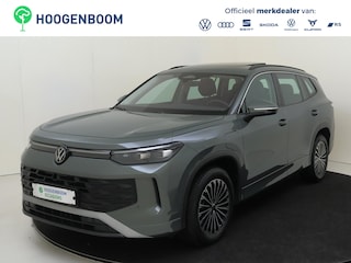 Volkswagen Tayron 1.5 eHybrid Life | SoH 100% | Panoramadak | Trekhaak | Achteruitrijcamera | Adaptieve demping | Adaptieve cruise control | Stoel- en stuurwielverwarming | Sfeerverlichting | Navigatie |
