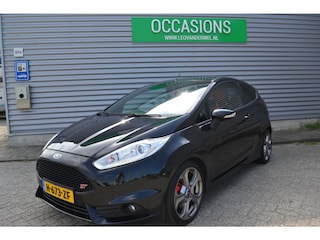 Ford Fiesta 1.6 ECOBOOST ST2|RECARO|NAVI|NETJES!