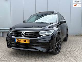 Volkswagen Tiguan 1.4 TSI eHybrid R-Line Business+ | Panoramadak | 3x R-Line | Camera | Trekhaak | BTW Auto!