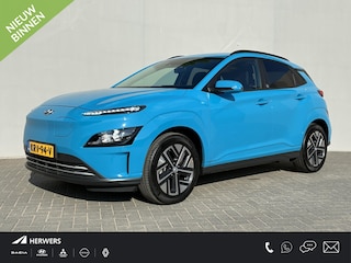 Hyundai Kona EV Fashion Design 39 kWh / SOH 97% / Fabrieksgarantie t/m 05-2027 / Dealer Onderhouden / Stoelverwarming / Navigatie / Apple Carplay/Android Auto / Achteruitrijcamera / Krell audio / 3-fase /