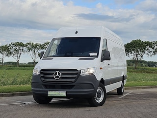 Mercedes-Benz Sprinter 317 L3H2 Automaat MBUX10