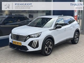 Peugeot 2008 1.2 Turbo 100 PK Allure | Trekhaak 1200KG | Nieuwste Model | Navigatie via Telefoon | Stoelverwarming | LED Verlichting | Keyless Entry/Start | Cruise Control | Hoge Zitpositie | Parkeersensoren | DAB | Digitaal Dashboard | Half Lederen stoelen | Lichtmetalen Velgen 17 inch |
