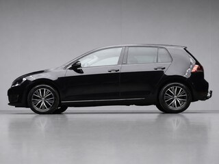 Volkswagen Golf 1.2 TSI Connected Sport (APPLE CARPLAY,NAVI,LED,CRUISE,SPORTSTOELEN,PDC,CLIMATE,LM VELGEN,TREKHAAK,NETTESTAAT)