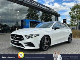 Mercedes-Benz A-klasse 180 Aut. AMG Styling I Pano I Night I Camera I Stoelverw. I Ambient I 18 Inch