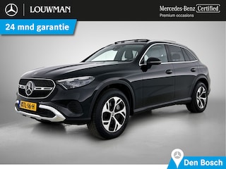 Mercedes-Benz GLC 300 e 4MATIC Plug-In Hybride Trekhaak | Panorama Schuif-Kanteldak | Rijassistentiepakket plus | Parkeerpakket met 360°-camera | Digital Licht. Inclusief 24 maanden Mercedes-Benz Certified garantie voor Europa.