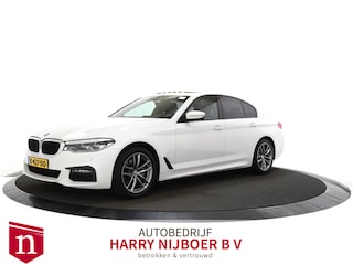BMW 520d xDrive High Executive Trekhaak / Leer / Navigatie