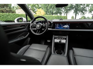 Porsche Macan Turbo Electric | Np. 146k | Pano.dak | 360° Cam. | 4WSturing | 22 Inch