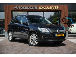 Volkswagen Tiguan 2.0 TDI Track&Field 4Motion Leer Cruise Clima Stoelverw. Groot Scherm 4x4