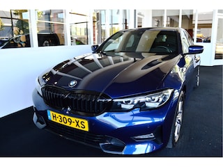BMW 320i Executive Edition Sport