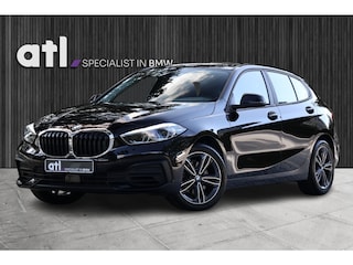 BMW 116i Aut | Carplay | LED | Navi | Stuurwielverwarming | Stoelverwarming | Sportstoelen | PDC V+A | Elektrische achterklep | Etc.