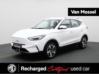 MG ZS EV Long Range Luxury 70 kWh Panoramadak | 360 Camera | Apple Carplay/Android Auto | 440km WLTP | Afneembare trekhaak | Getinte achterruiten