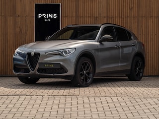 Alfa Romeo Stelvio 2.0T AWD B-Tech | Veloce stoelen | Lederen dash. | Adapt. cruise