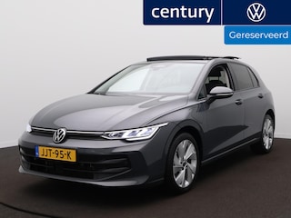 Volkswagen Golf 1.5 eHybrid Life Edition | Panodak | Camera | Zwenkbare Trekhaak | ACC | Elek. Stoel | Side-Assist |