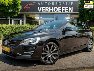 Volvo V60 2.4 D5 Twin Engine Special Edition - STOEL VERW - AUTOMAAT - MEMORY STOELEN - CRUISE / CLIMATE CONTR - TREKHAAK !