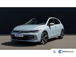 Volkswagen Golf 1.5 eHybrid Life Edition 204PK | Panoramadak | Camera | Elektrische stoel |
