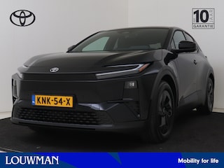 Toyota C-HR First Edition 77 kWh | BTW voertuig | 18" | dodehoek detectie | Stoel+stuurverwarming | Parkeersensoren voor+achter | Elektrische achterklep |
