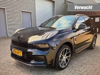 Lynk & Co 01 1.5 261pk PHEV BlackLine,Pano,Carplay,Cam360,BLIS,Memory,Lane Ass.,Stoelverw,LED,Infinity HiFi