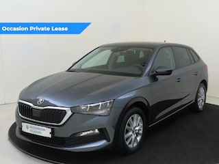 Skoda Scala 1.0 TSI Ambition | Climate control | CarPlay | Cruise control | Lane- en frontassist | Parkeersensoren achter | Bluetooth |