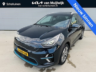 Kia Niro e-Niro ExecutiveLine 64 kWh SOH 100% | Trekhaak | Sunroof | Privacyglass | Keyless | Stoel& Stuurverw. | BTW auto